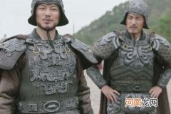 街亭之战马稷为什么不听王平?