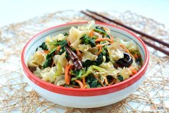 银耳凉拌菜的做法步骤