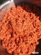 深冬钓鱼窝料选择与制作，可大幅缩短诱鱼时间