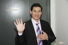 大衣哥怎么出名的