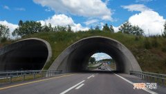 雪峰山隧道有多长