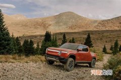 效仿特斯拉 Rivian将采用磷酸铁锂电池优质