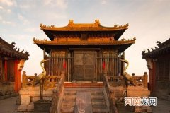 武当山金顶有哪些传说 武当山金顶的传说故事大全