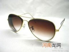 有色近视镜孩子配戴需谨慎