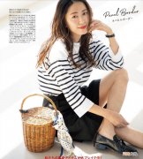 知性又养眼！时尚博主的10套夏日减龄穿搭，美得让人猜不出年龄