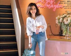 年过四十“保守”穿搭更耐看！基础款单品百搭又清爽，减龄又高级