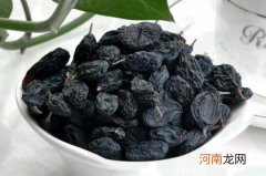 每天吃一把黑加仑的好处