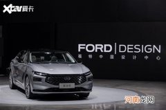 新一代蒙迪欧内饰官图发布 配4K大联屏优质