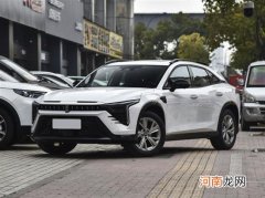 一汽奔腾B70S实车到店 将于一季度末上市优质