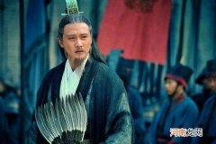 诸葛亮和郭嘉在临终前，都想杀死一个人，不料两人都失败了