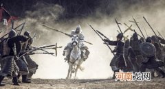 单骑救主的故事