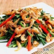 炒虾米时，不要直接下锅炒，多加这一步，虾米又香又入味