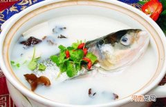 为什么鱼汤和肉汤遇冷会结成冻