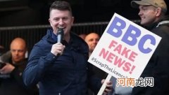 为什么用“子虚乌有”形容虚假的东西？