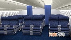 飞机起降时为什么要把椅背放直？