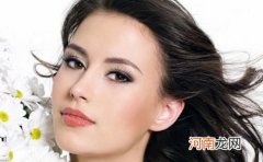 四个简单动作让你变成瓜子脸 怎么变瓜子脸