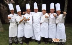 附菜例 粤菜为什么好吃？粤厨透露做菜四大秘诀！