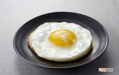 在怀孕早期应该补充多少热量 怀孕初期应注意饮食吗