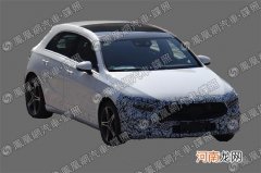 奔驰A级路试谍照曝光 有望今年上半年亮相