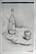 一组静物苹果与酒瓶的形体