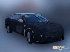 ET7又多一劲敌 岚图旗舰轿车谍照曝光