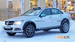 奔驰全新车型路试引关注：大G的离地间隙