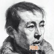 中年男子头像的素描刻画