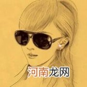 素描头像戴墨镜的年轻女性