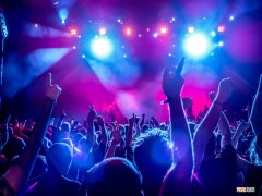 这届年轻人，“玩”出了超30万亿的夜间经济