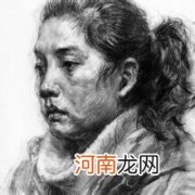 素描中年女性四分之三面刻画