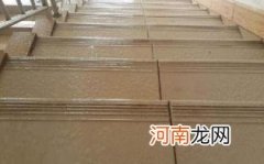 回南天衣服晾室内还是室外好优质