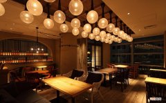 便利店调酒，属于年轻人的“微醺自由”