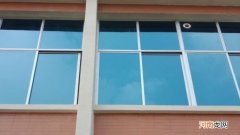 路易玻璃和镀膜玻璃有什么区别