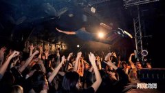 音乐节跳水是什么意思