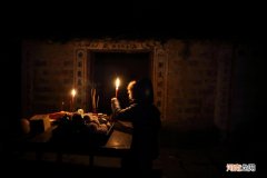 守夜的时候有什么禁忌 人死后为什么要守夜