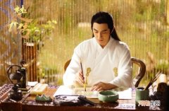 硬笔书法入门先要学什么 入门先学硬笔还是毛笔