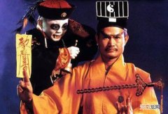 为什么鬼都穿清朝的衣服 僵尸为什么都穿清朝官服