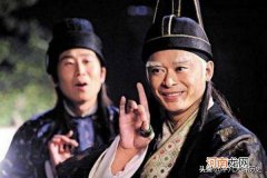 关于中年人留胡子的民间说法 男人留胡子的讲究说法