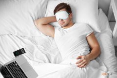 做梦挣扎醒来却醒不来 睡觉做梦醒不来是什么原因