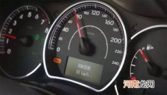 怎么计算汽车油耗每公里多少钱一公里 百公里油耗怎么算