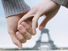 戒指的戴中指和意义 戒指戴中指什么意思女生