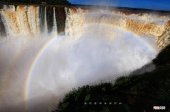 世界上宽度最大的瀑布是哪个 世界上最宽的瀑布