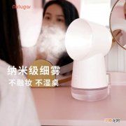 在房间里喷水能起加湿作用吗 风扇喷雾可以加湿房间吗