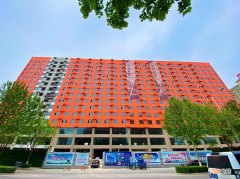 潍坊创业大厦 潍坊创业大厦后面有个烤鸡翅的