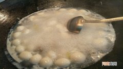 煮汤圆用冷水还是热水