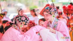 爸爸和妈妈是什么关系