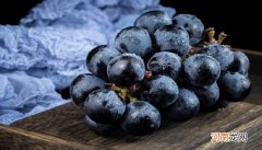葡萄是什么季节的水果