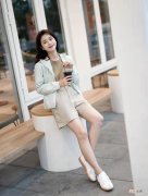 防晒衣买什么颜色的好 防晒衣哪个颜色防晒效果最好