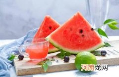 吃冰西瓜可以喝牛奶吗 ?冰西瓜和牛奶能一起吃吗