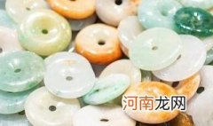 有证书 A货翡翠什么价 a货翡翠什么价位